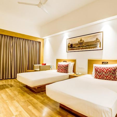 Lemon Tree Hotel Whitefield, Bengaluru Buitenkant foto