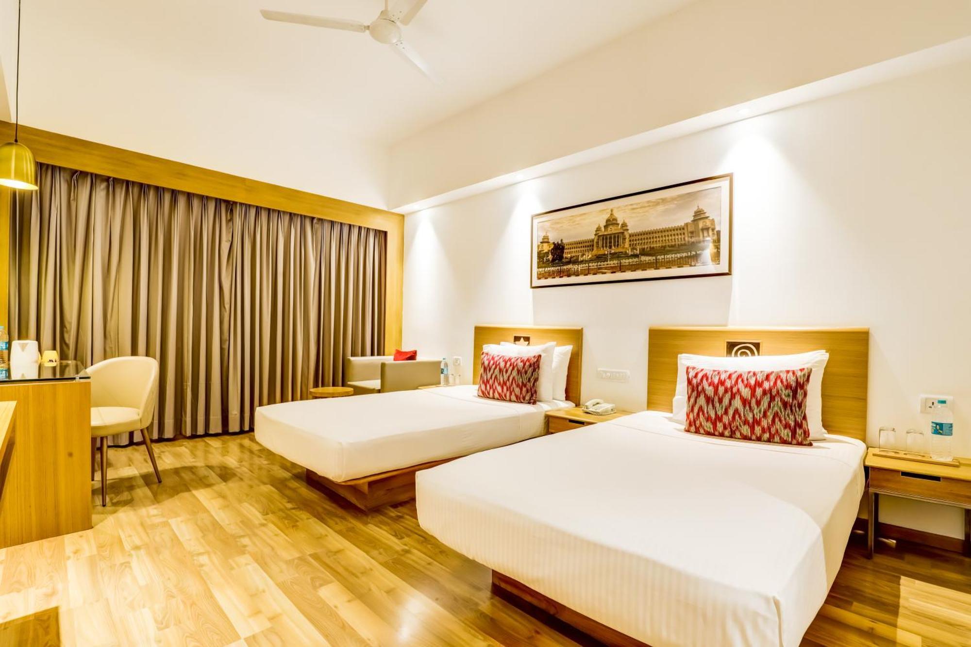 Lemon Tree Hotel Whitefield, Bengaluru Buitenkant foto
