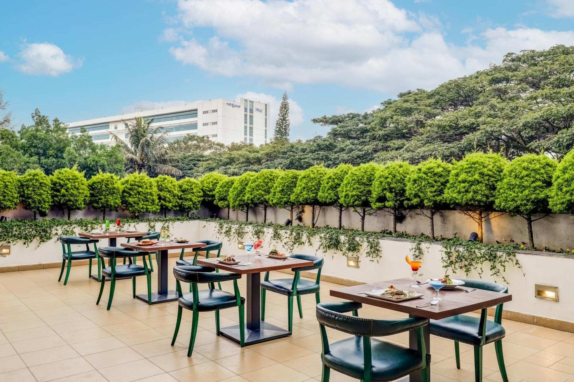 Lemon Tree Hotel Whitefield, Bengaluru Buitenkant foto