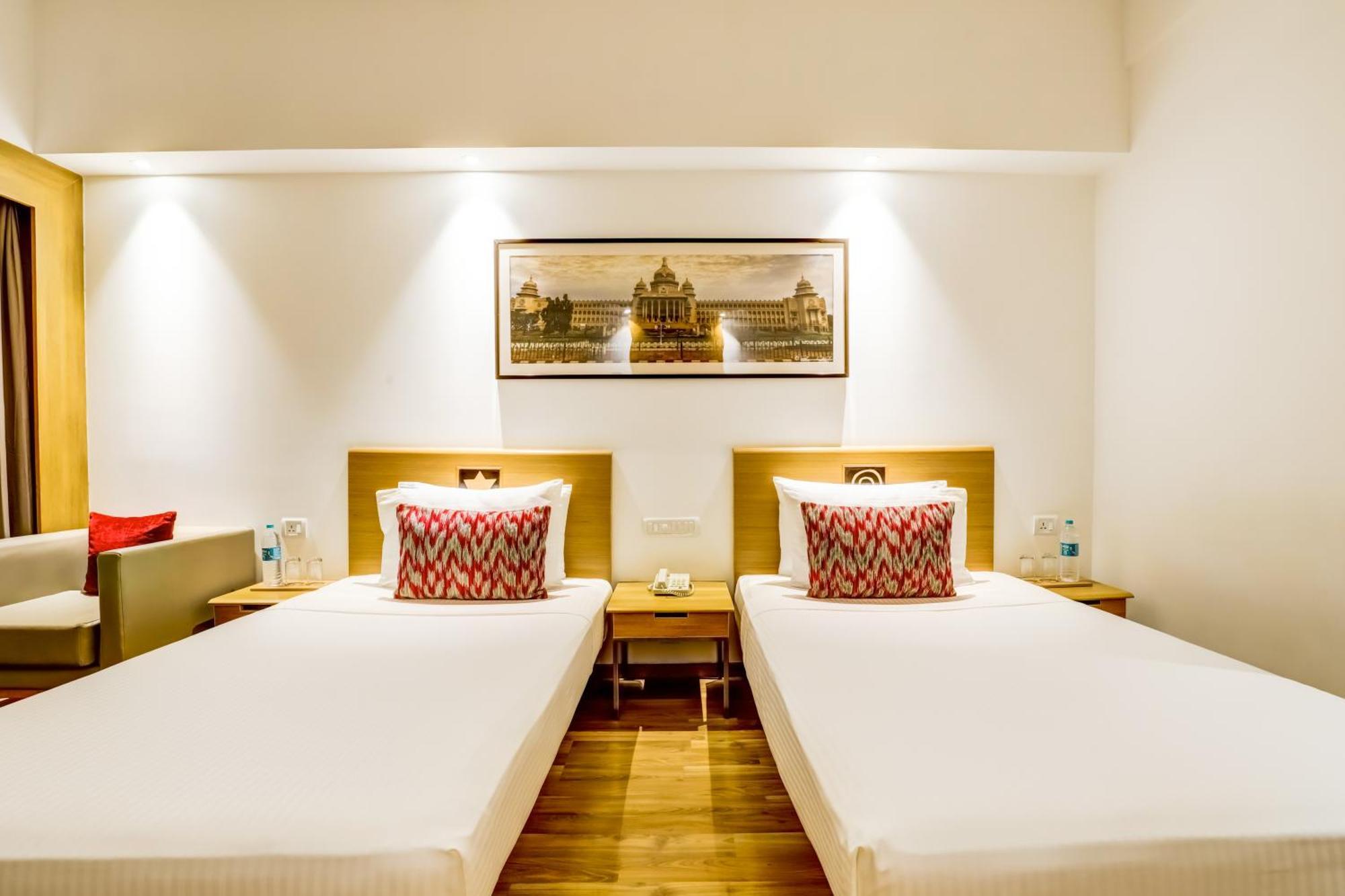 Lemon Tree Hotel Whitefield, Bengaluru Buitenkant foto