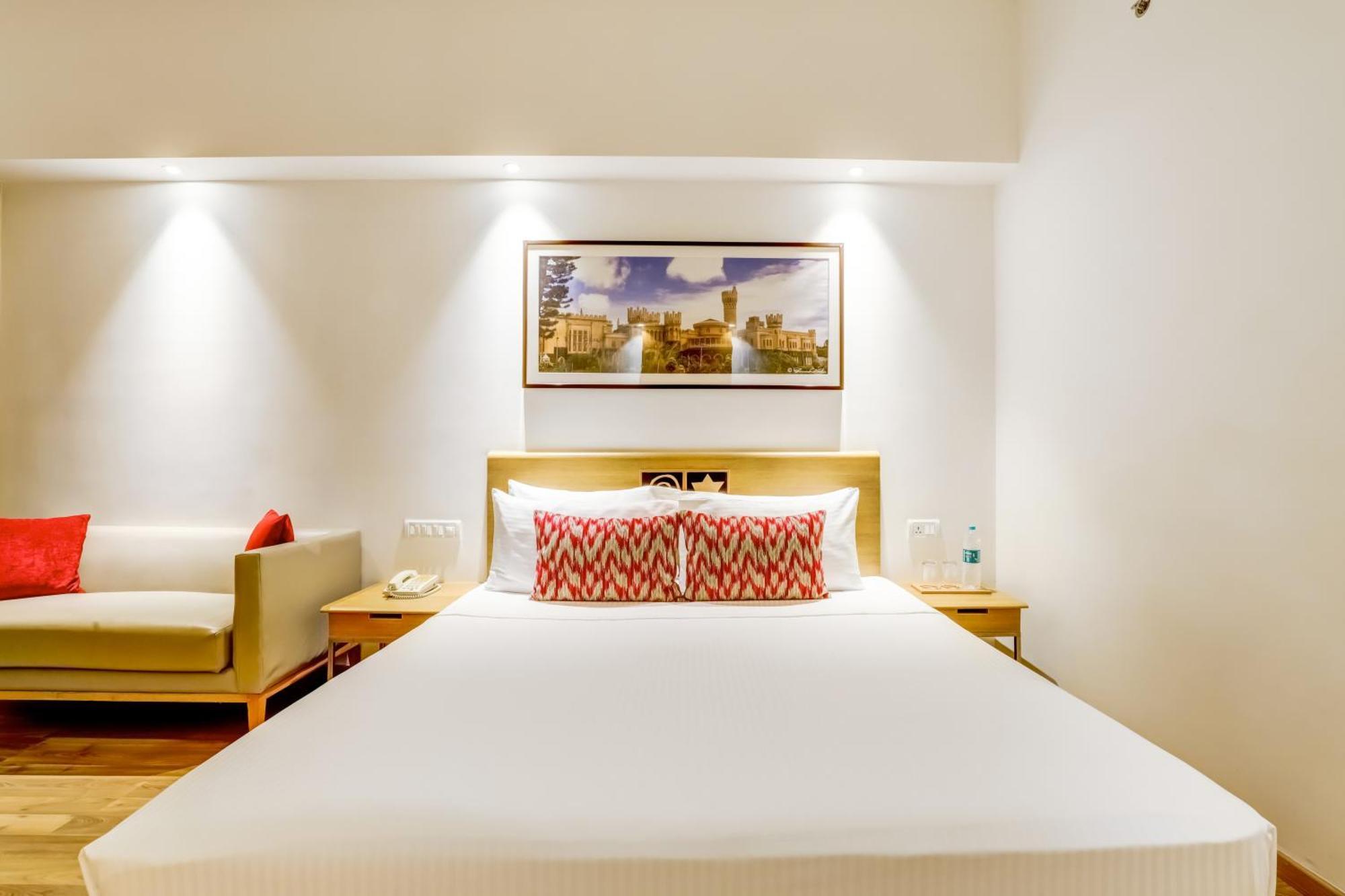 Lemon Tree Hotel Whitefield, Bengaluru Buitenkant foto