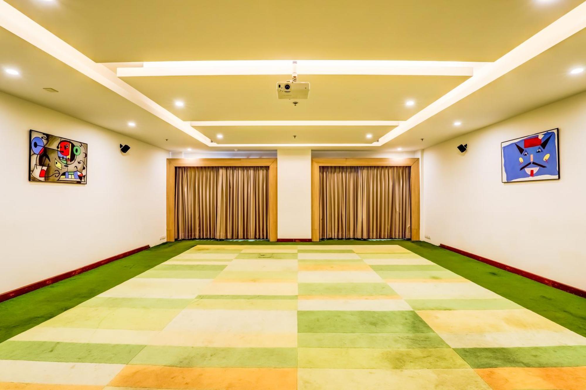 Lemon Tree Hotel Whitefield, Bengaluru Buitenkant foto