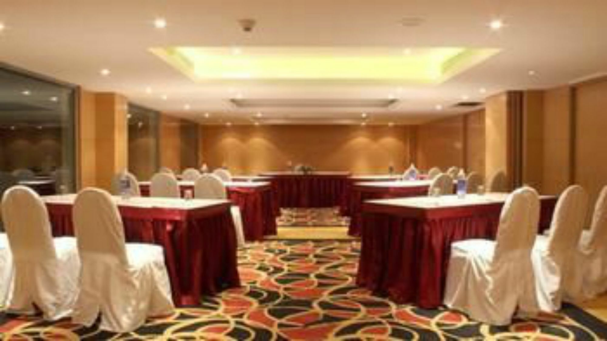 Lemon Tree Hotel Whitefield, Bengaluru Buitenkant foto