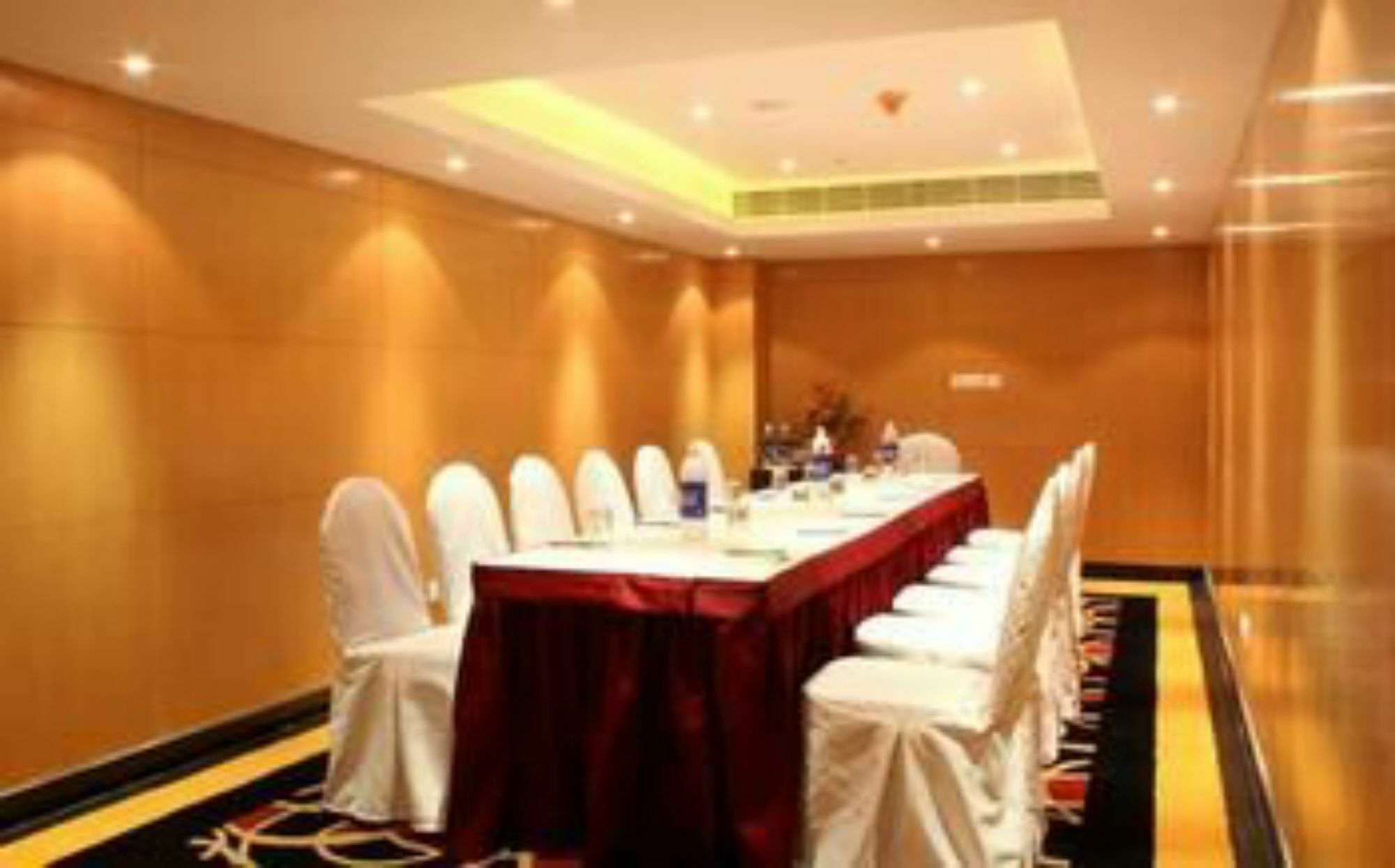 Lemon Tree Hotel Whitefield, Bengaluru Buitenkant foto